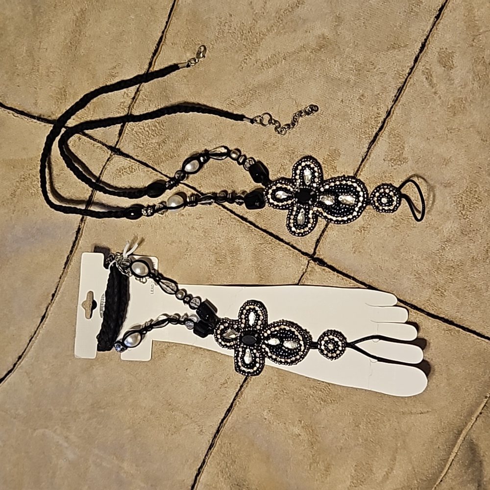 Foot jewelry